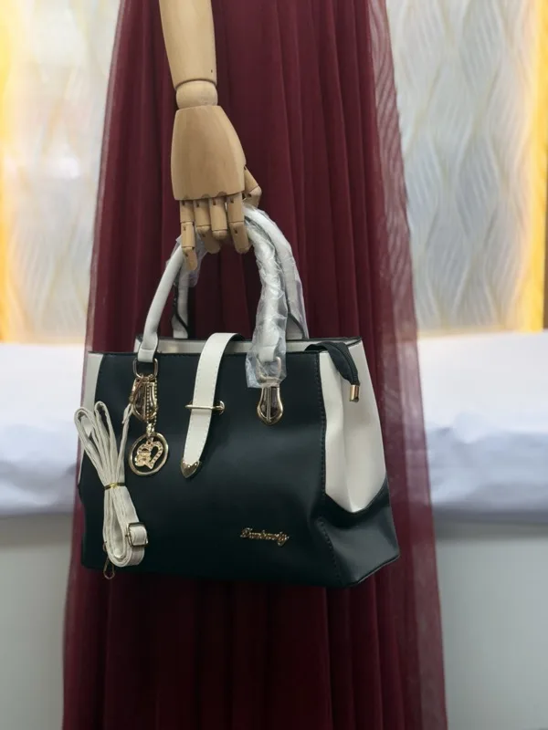 Large Capacity Tote