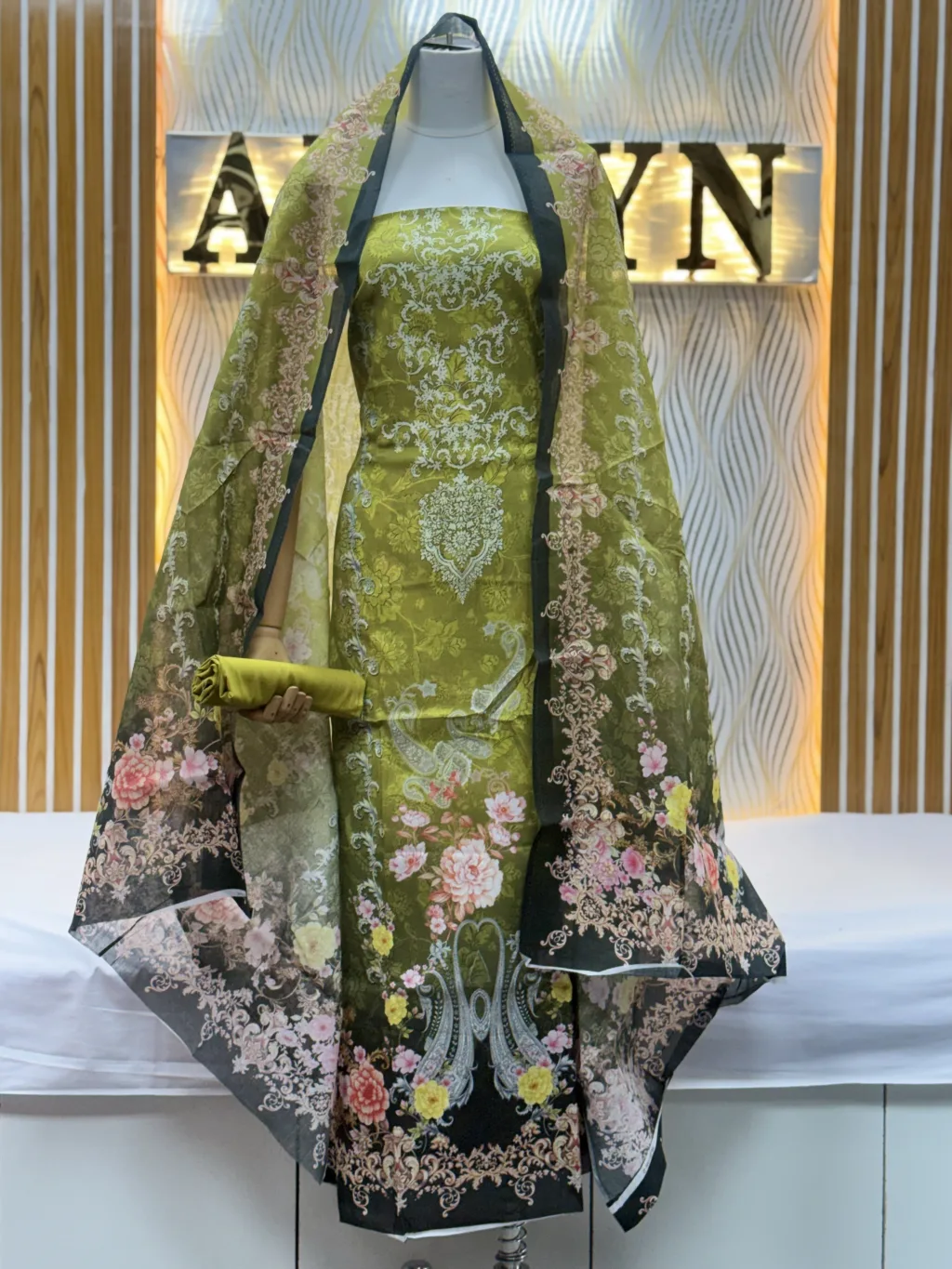Zam Zam Damask Peacock Floral