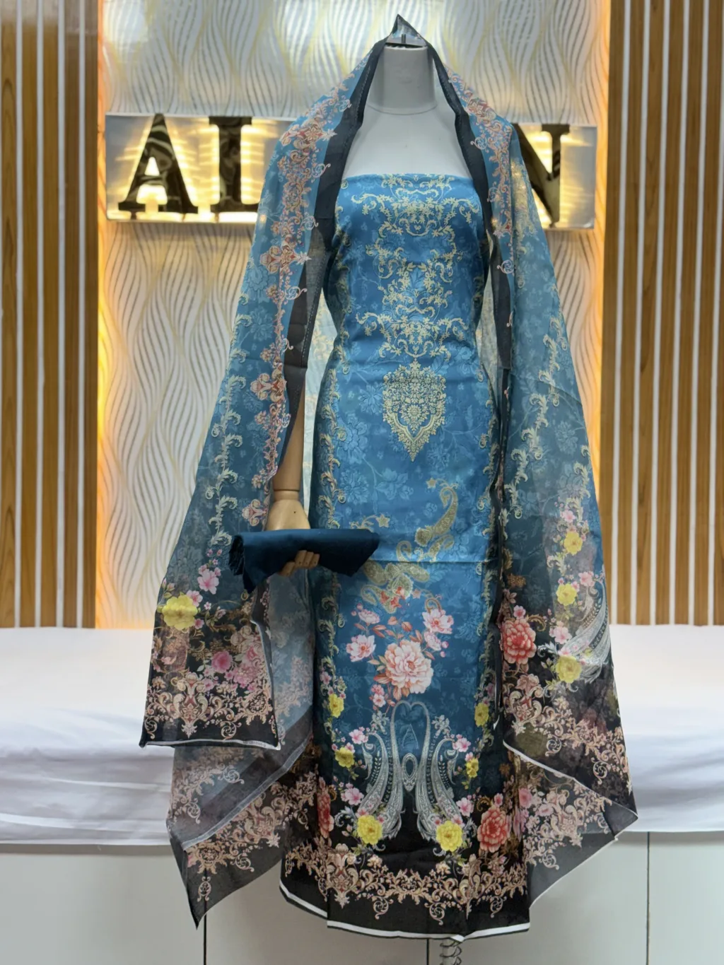 Zam Zam Damask Peacock Floral