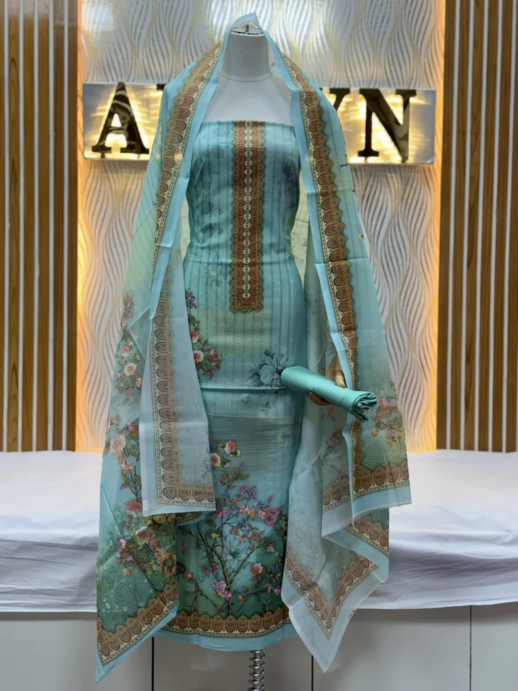 Zam Zam Scattered Floral Gold Trim