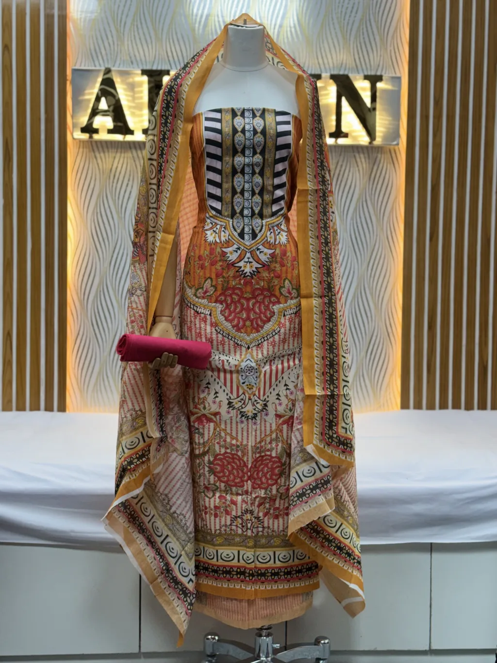 Zam Zam Tribal Striped Bold