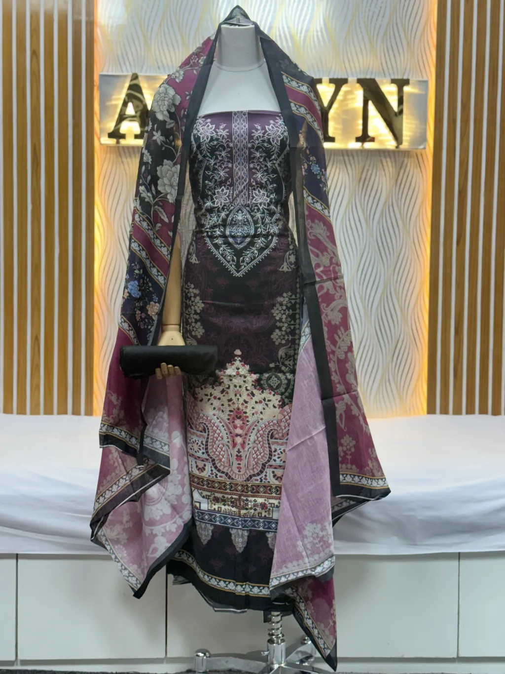 Zam Zam Plum Lacework Paisley
