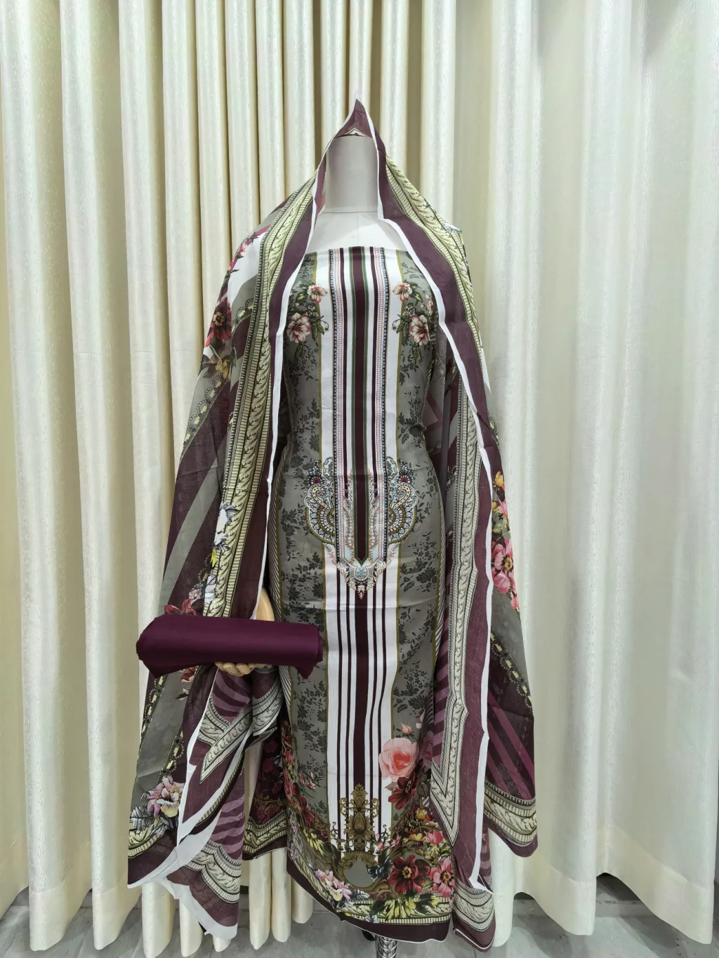 Zam Zam Striped Floral Arch