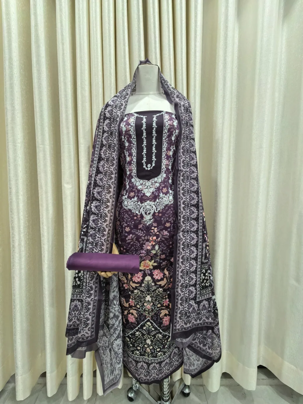 Zam Zam Purple Necklace Garden