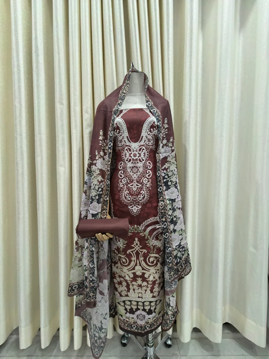 Zam Zam Brown Rococo Frame