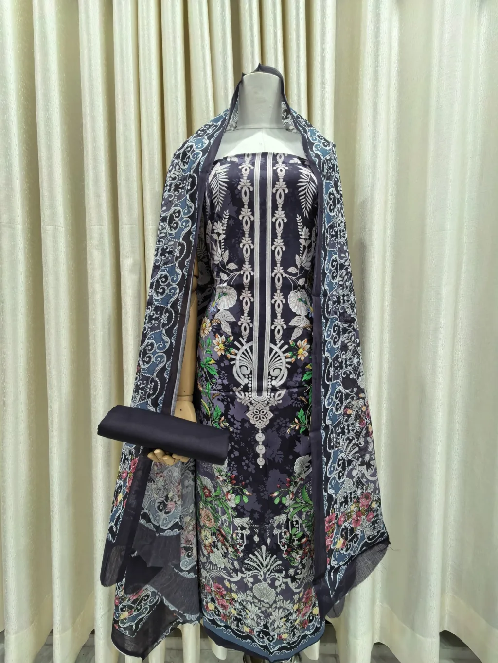 Zam Zam Navy Porcelain Garden