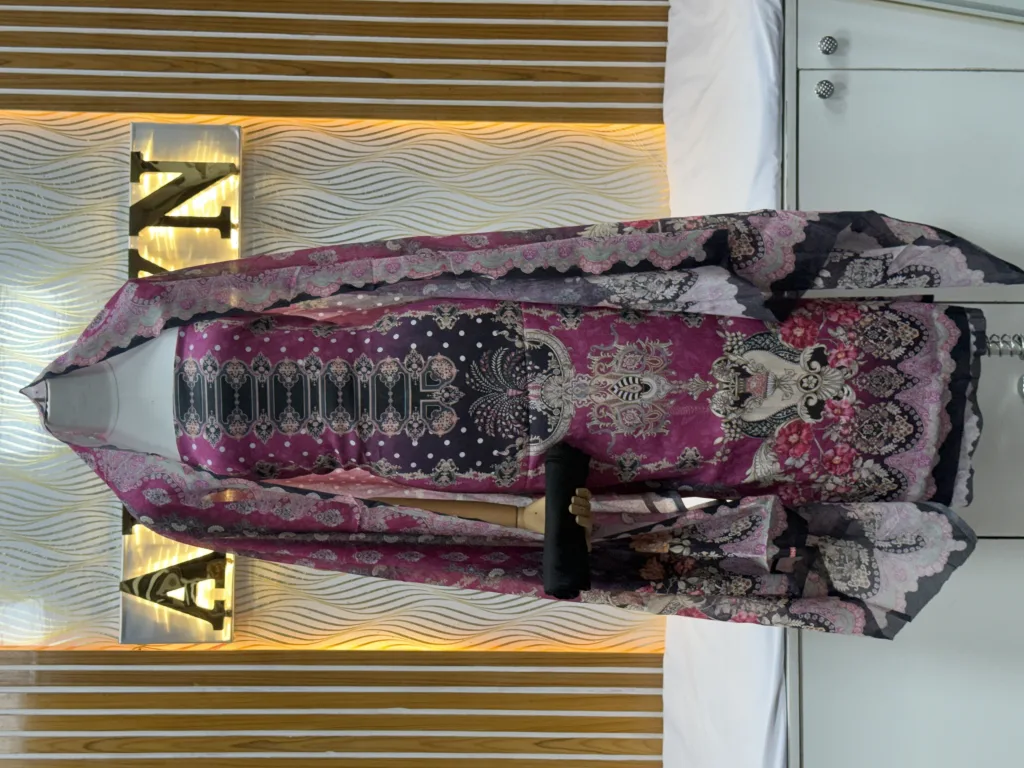 Zam Zam Magenta Baroque Panel
