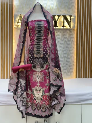 Zam Zam Magenta Ornate Scallop Edge