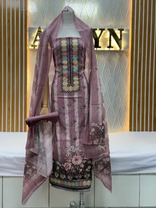 Zam Zam Mauve Striped Hexagon Neck