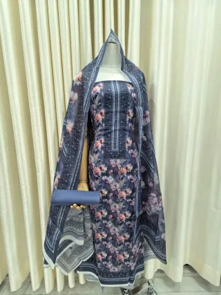Zam Zam Dotted Blossom Frame