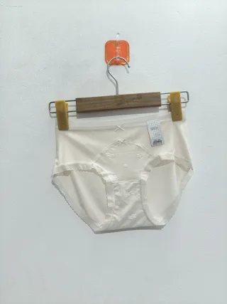 Women's Cream/Off-white Underwear