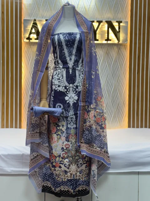 Zam Zam Navy White Lacework Floral