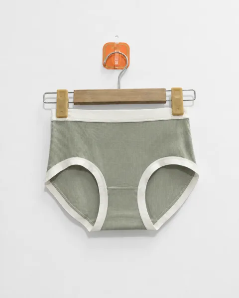 Women's Underwear - Style K0496 - alternate view
