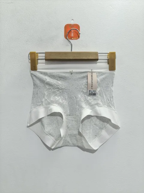 Women's Underwear - Style 8005